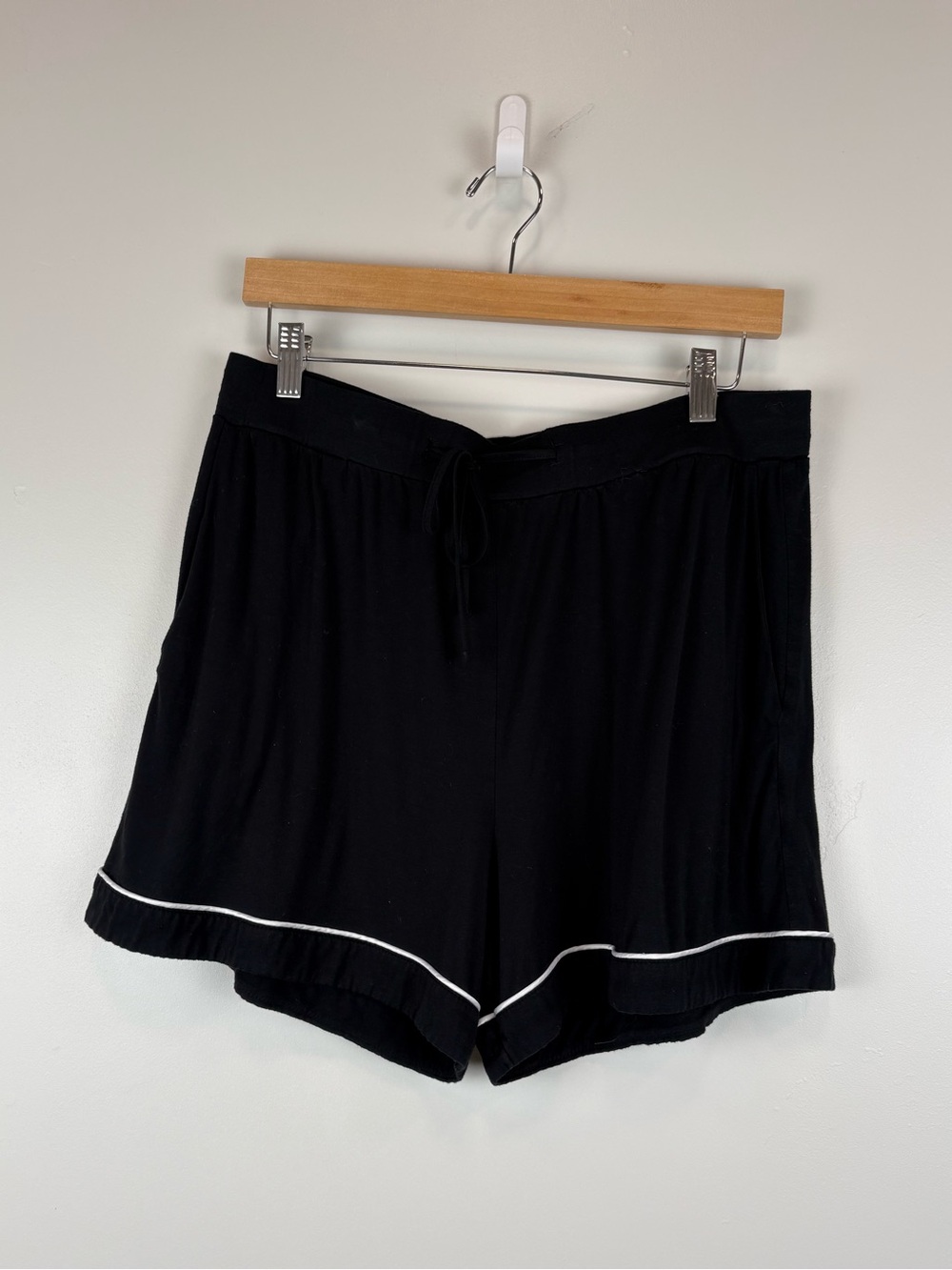 Cozy Earth Bamboo Stretch-Knit Pajama Short Women's Size Large Black with White